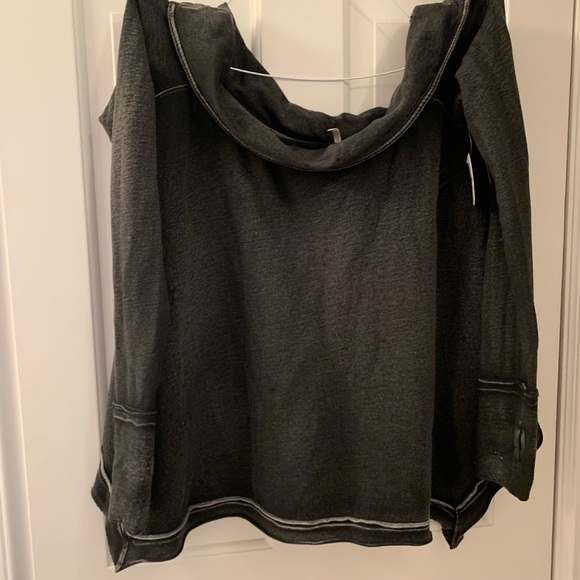 Free People off shoulder top. Distressed gray color. Size small - Picture 10 of 11